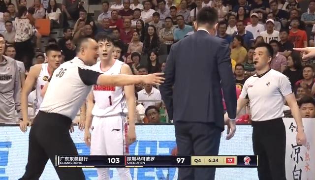  都灵德比火药味十足，主教练赛后指责判罚尺度  